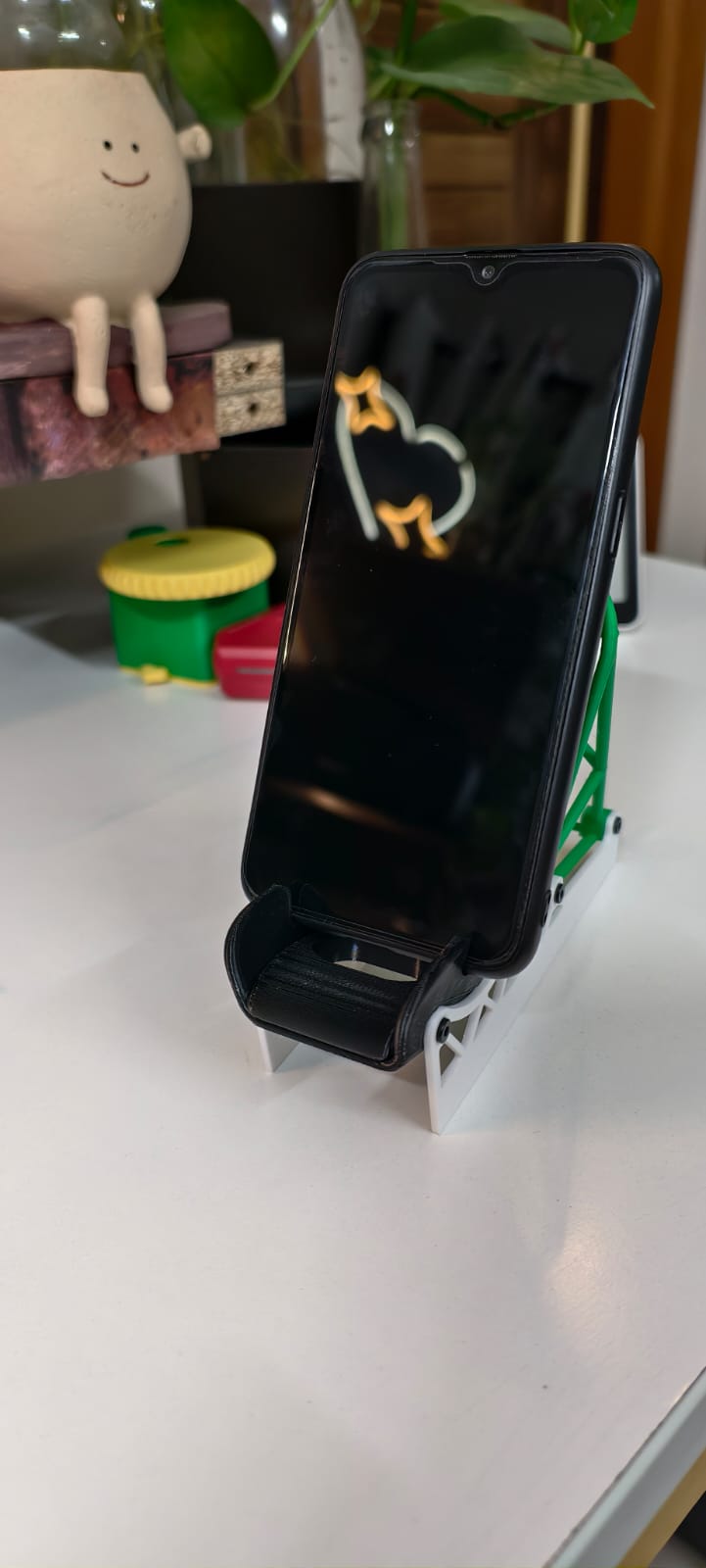 Racing Seat Mobile Stand